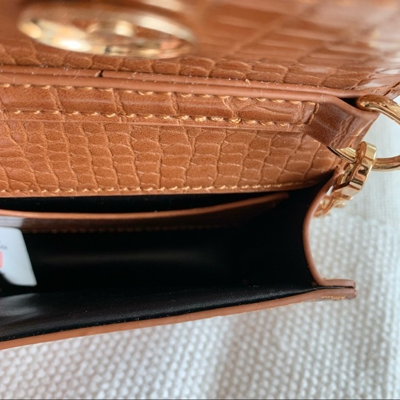 Melie Bianco Brown Croc Print Mini Micro Chain Envelope Crossbody Bag - Picture 7 of 9